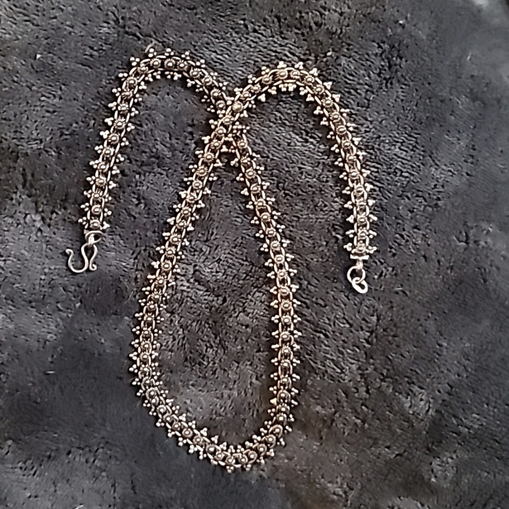 Pewter sunflower choker necklace. Hook closure. Dark brown/ black color metal